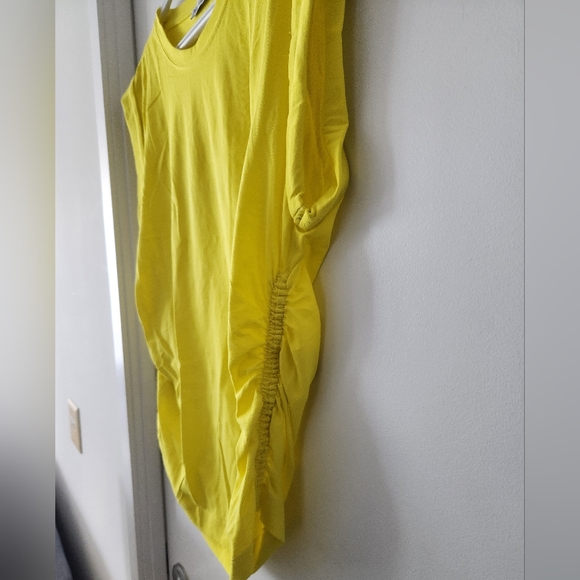 Ruched T Shirt Zara size L yellow - Picture 2 of 3